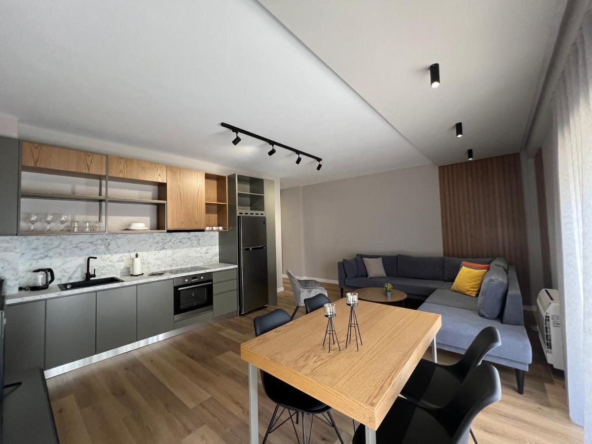 Coral Apartments Sarande Exterior photo